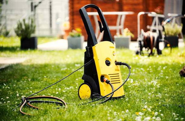 Animal Enclosure Cleaning